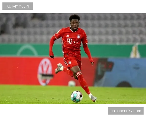 官方：拜仁慕尼黑后卫阿方索·戴维斯腘绳肌受伤，将缺席四周